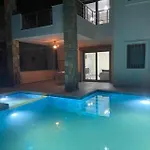 2-bedroom Flat With A Private Swimming Pool Lejlighed Bodrum