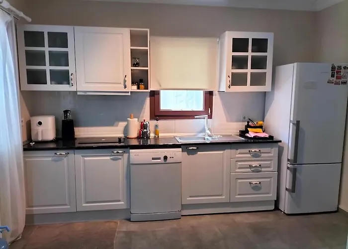 شقة 2-bedroom Flat With A Private Swimming Pool