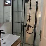 Διαμέρισμα 2-bedroom Flat With A Private Swimming Pool Αλικαρνασσός