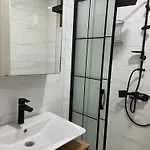 2-bedroom Flat With A Private Swimming Pool Διαμέρισμα