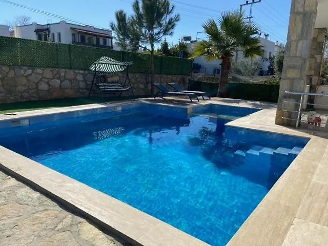 2-bedroom Flat With A Private Swimming Pool Lägenhet Bodrum