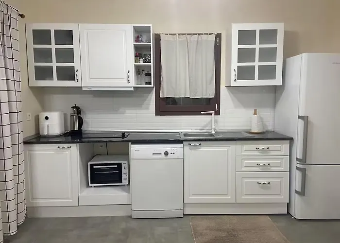 2-bedroom Flat With A Private Swimming Pool